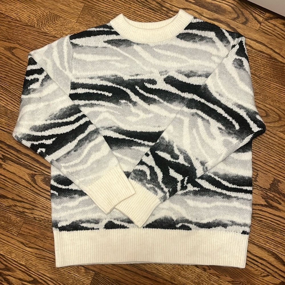 Barely worn, in great condition!